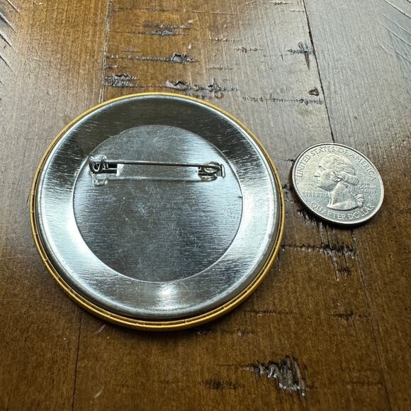 Vintage 80's "A Speaker Unlike Any Other" Pinback Button Gift for Public Speaker - Picture 2 of 2